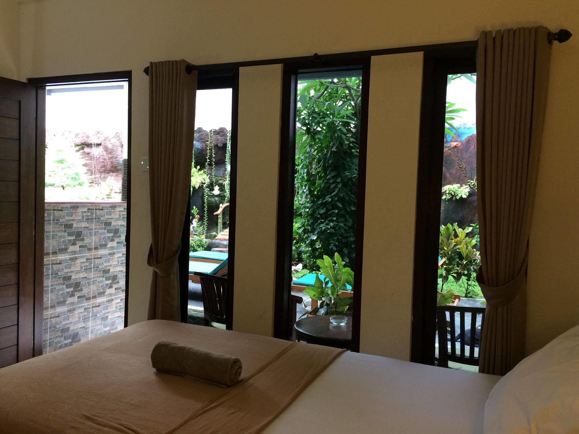 Jenny Bunker Homestay Kuta Lombok Extérieur photo